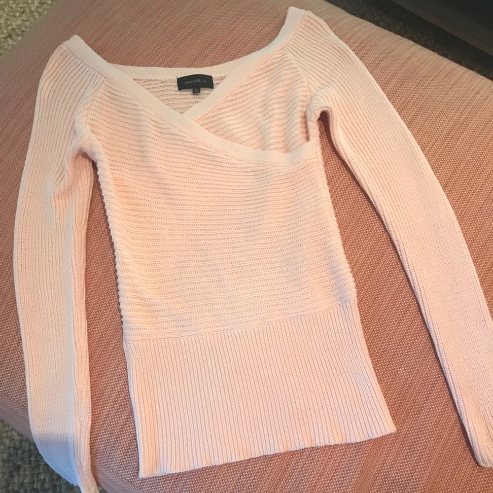 Majorelle light pink sweater